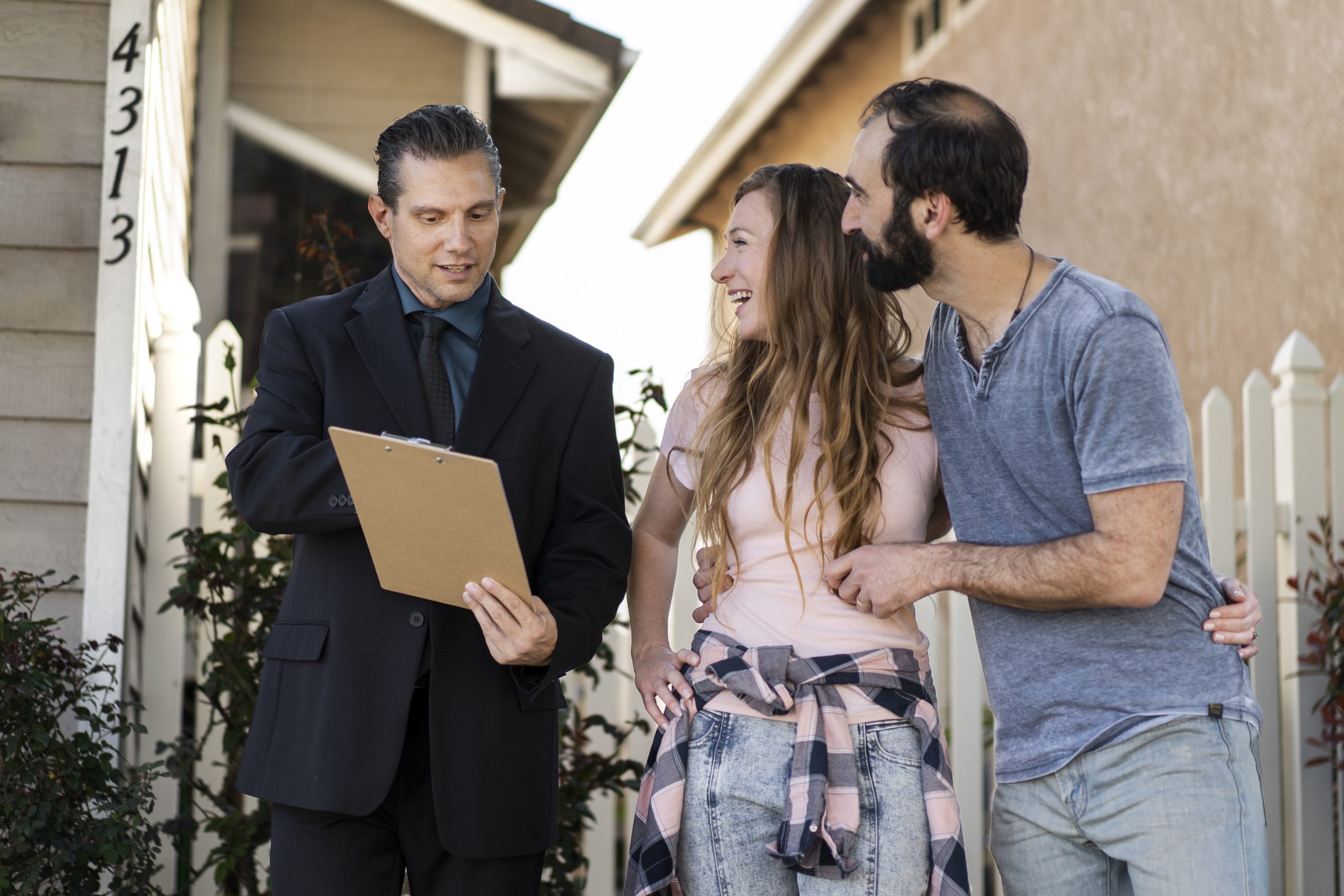 How to Find the Best Real Estate Agent Near Me – Monaco Report